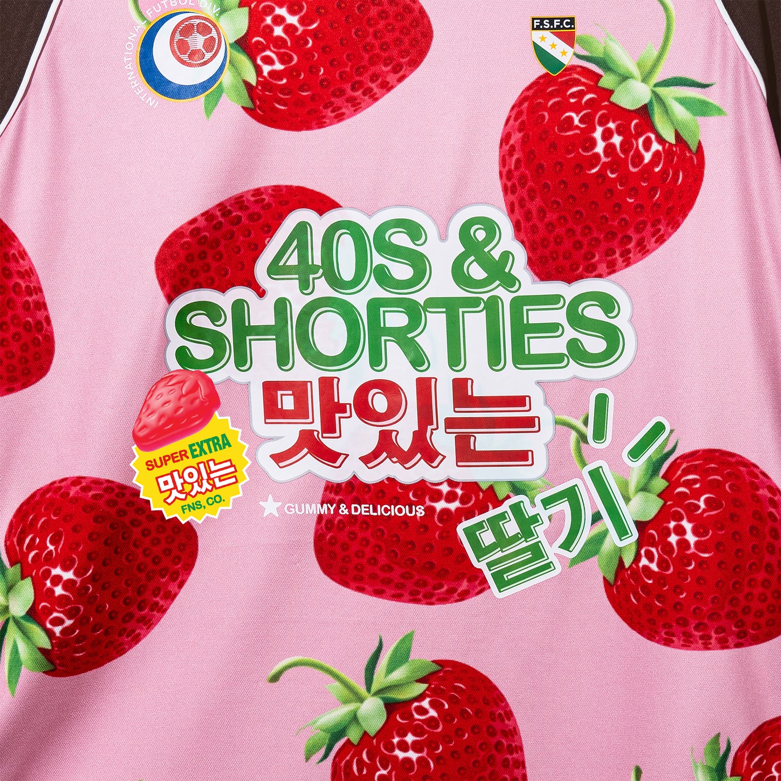 Close-up of the chest and Korean lettering on the Gummy Soccer Jersey