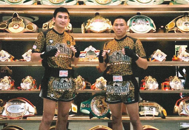 Built for the Ring: 40s & Shorties x Petchyindee