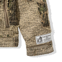 Close-up of Boro Jacket sleeve with Leon Thomas x 40s & Shorties woven collaboration label
